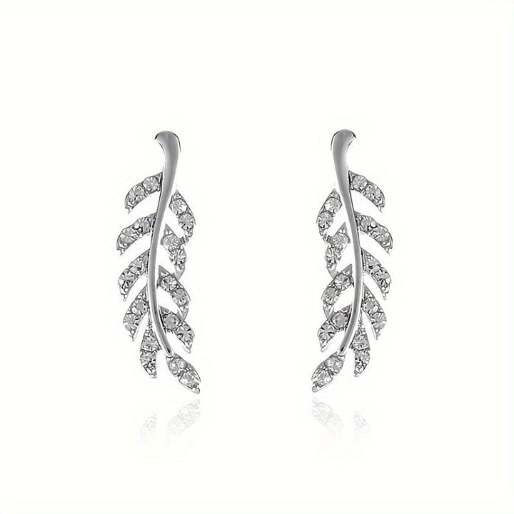 Hensleyra | Aretes Elegantes de Hoja con Diseño Hueco y Acabado Dorado