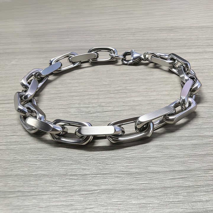 Rylan | Pulsera Masculina de Eslabones Entrelazados
