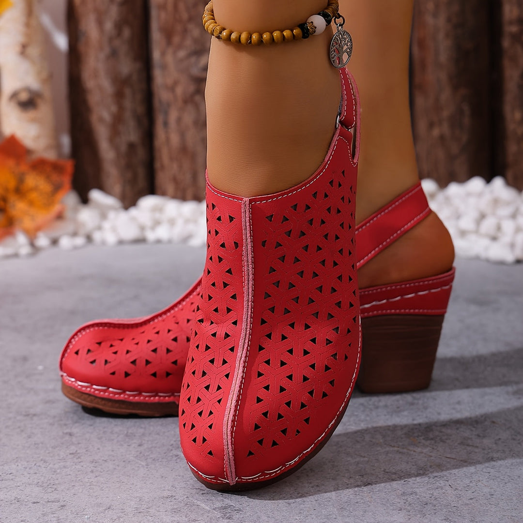 Korae | Sandalias de Tacón con Correas Ajustables y Diseño Calado