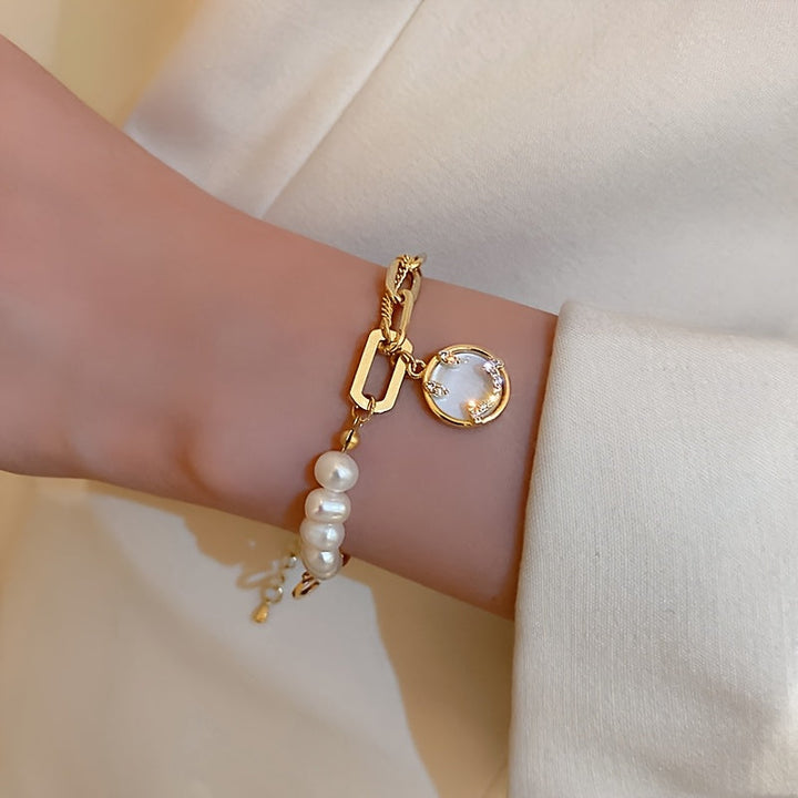 Wrenna | Pulsera Elegante de Perlas Naturales con Estilo de Lujo