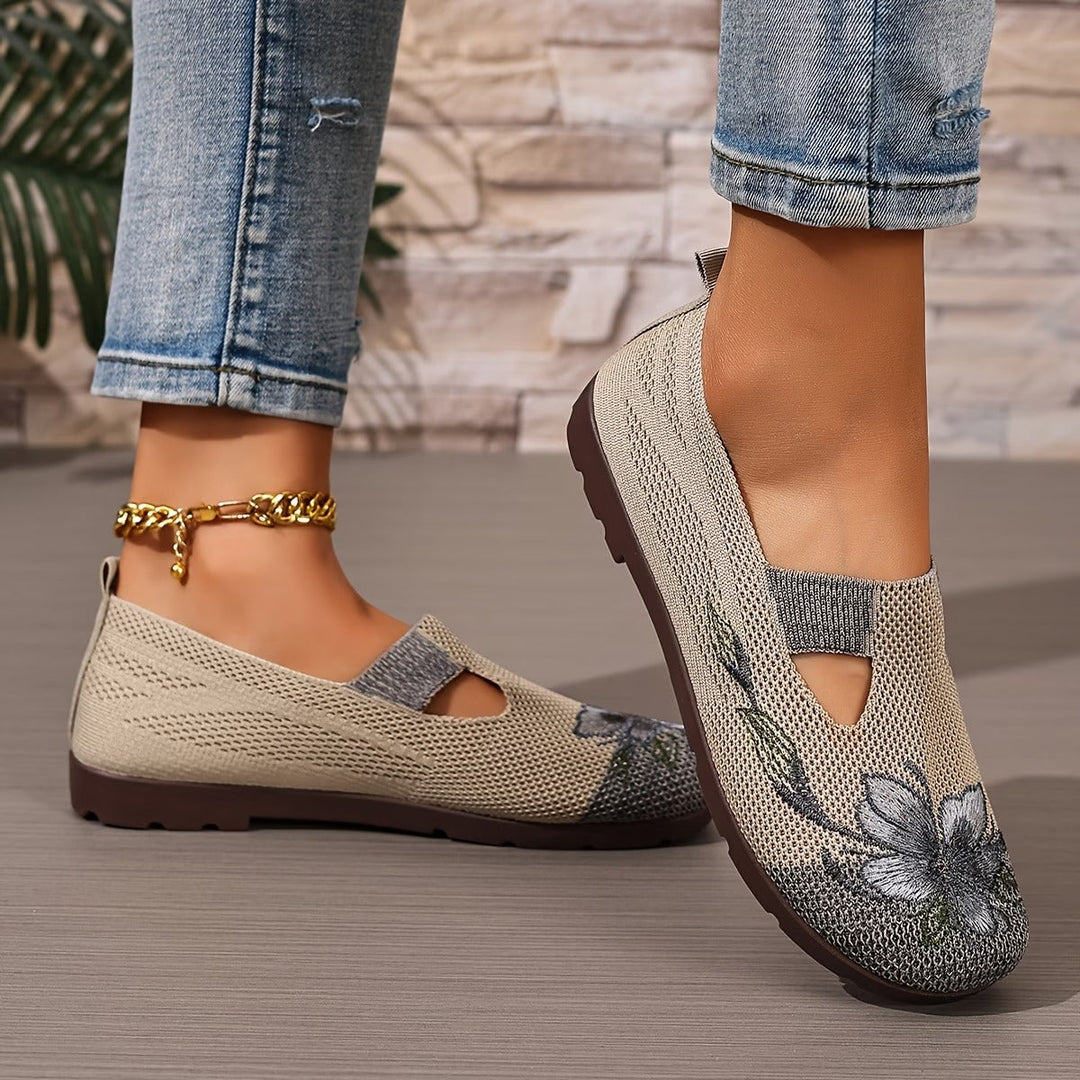 Liora | Zapatos de mujer, transpirables, estéticos con bordado
