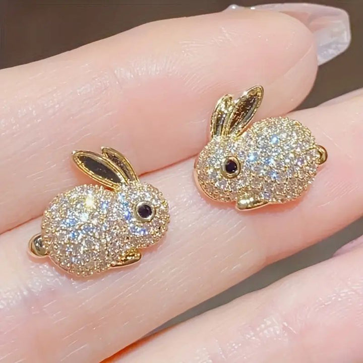 Agatha | Aretes de Conejo con Diseño Encantador y Toque Divertido