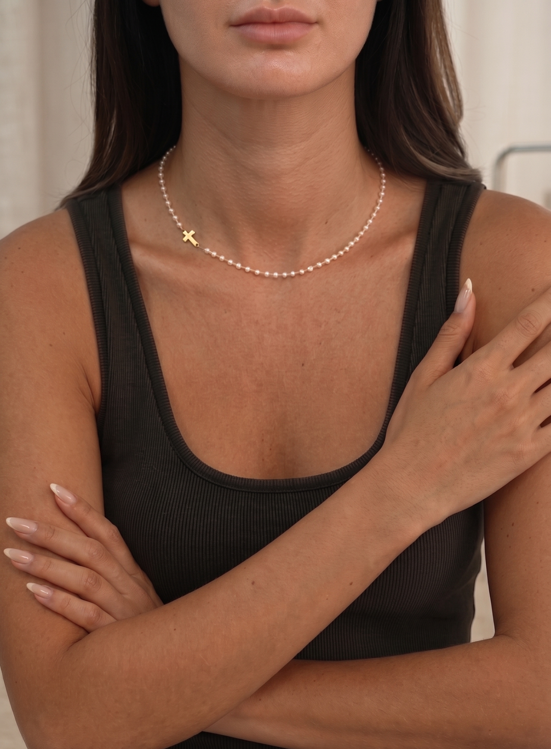 Marirae | Collar con Cruz y Perlas