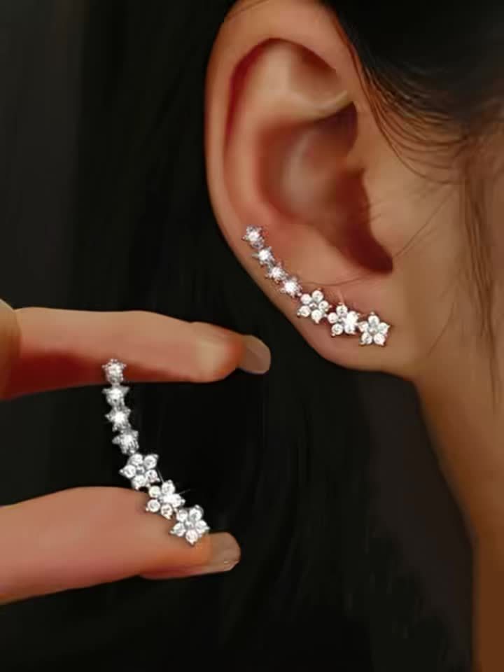 Soreya | Aretes Florales Elegantes con Estilo Atemporal
