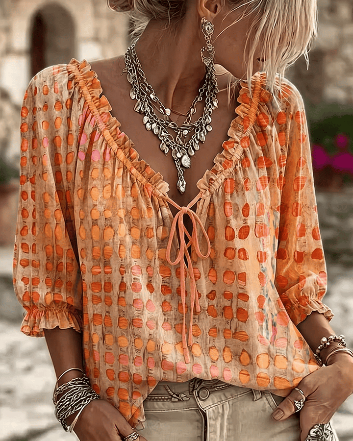 Paige | Blusa de Lunares con Escote en V Ajustable y Mangas 3/4