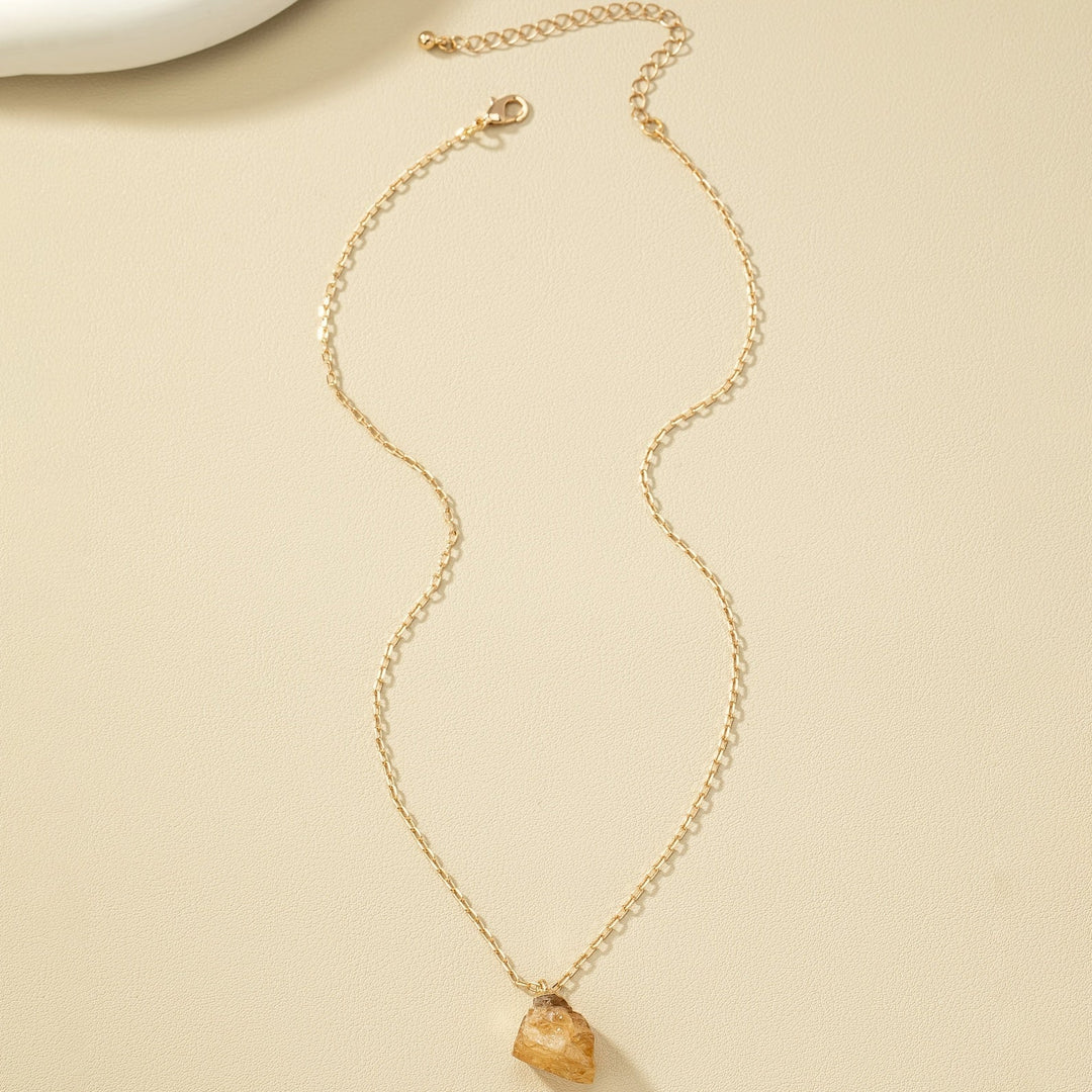 Taria | Collar Minimalista con Colgante Irregular Chapado en Oro