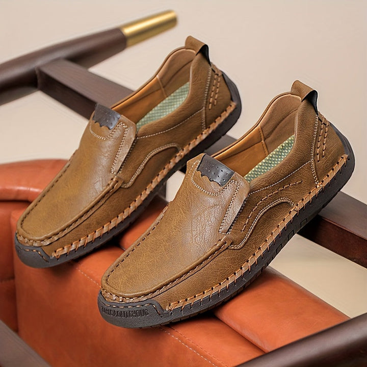 Zorvik | Mocasines Británicos para Hombre con Costuras Artesanales y Suela Antideslizante