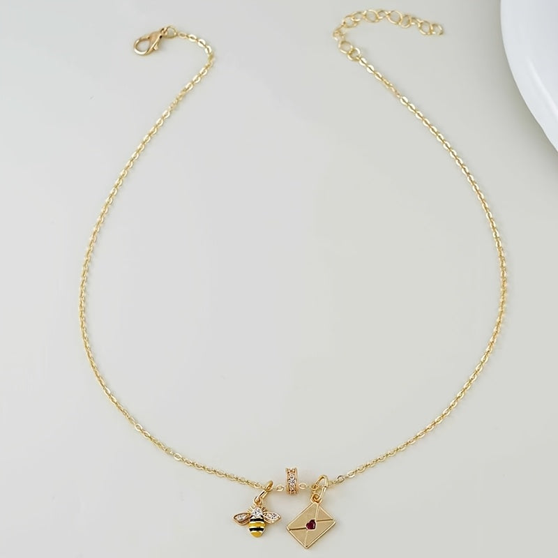 Linda | Collar Minimalista con Colgante de Avión y Estilo Delicado