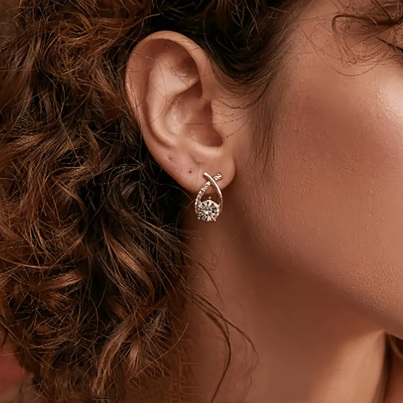 Xara | Aretes Elegantes en Forma de Cruz para Uso Diario