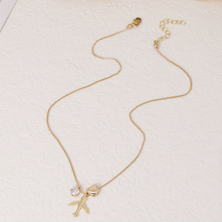 Linda | Collar Minimalista con Colgante de Avión y Estilo Delicado