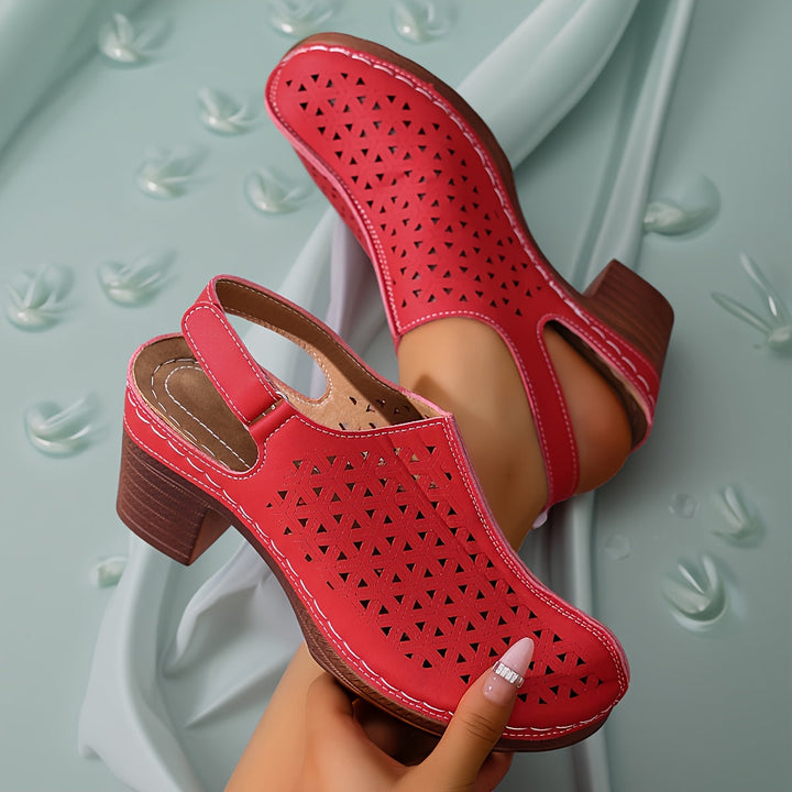 Korae | Sandalias de Tacón con Correas Ajustables y Diseño Calado