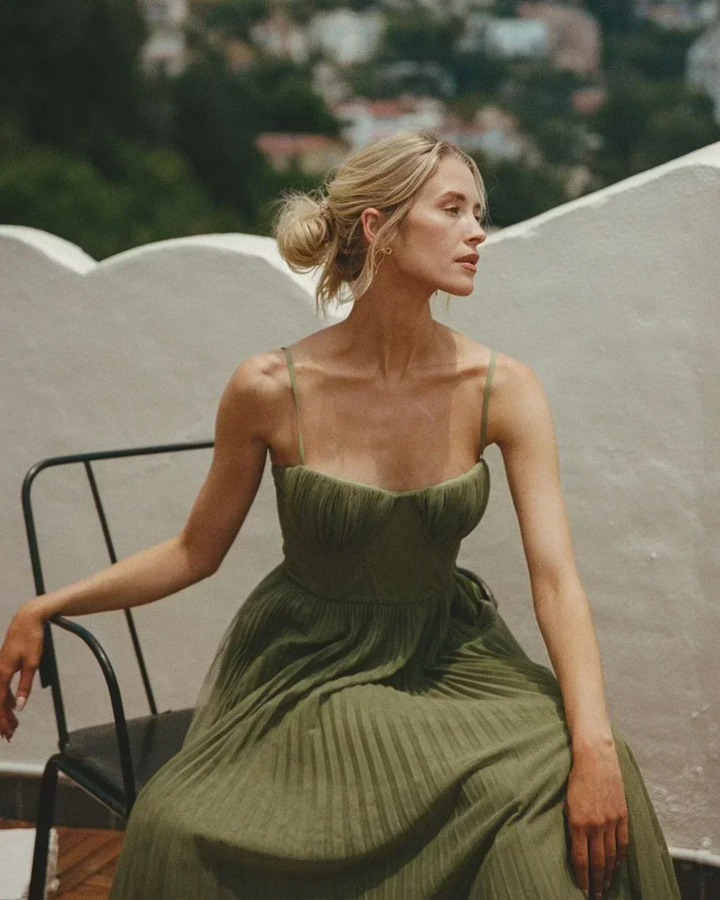 Heidi | Vestido Midi con Corsé Estructurado