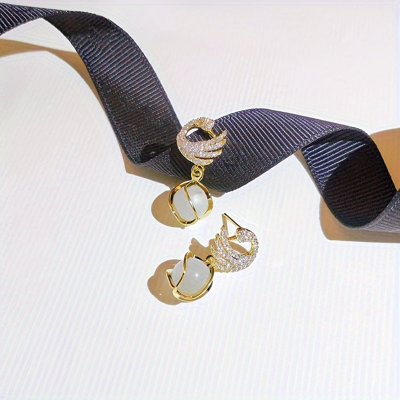 Adelina |  Aretes Colgantes Elegantes con Diseño Clásico y Sofisticado