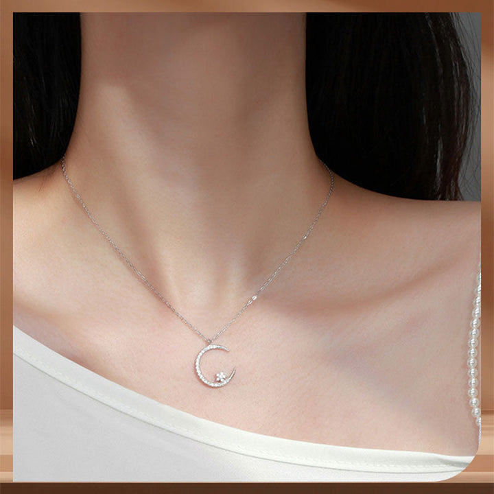 Seluné | Collar Luna y Estrellas Luminosas