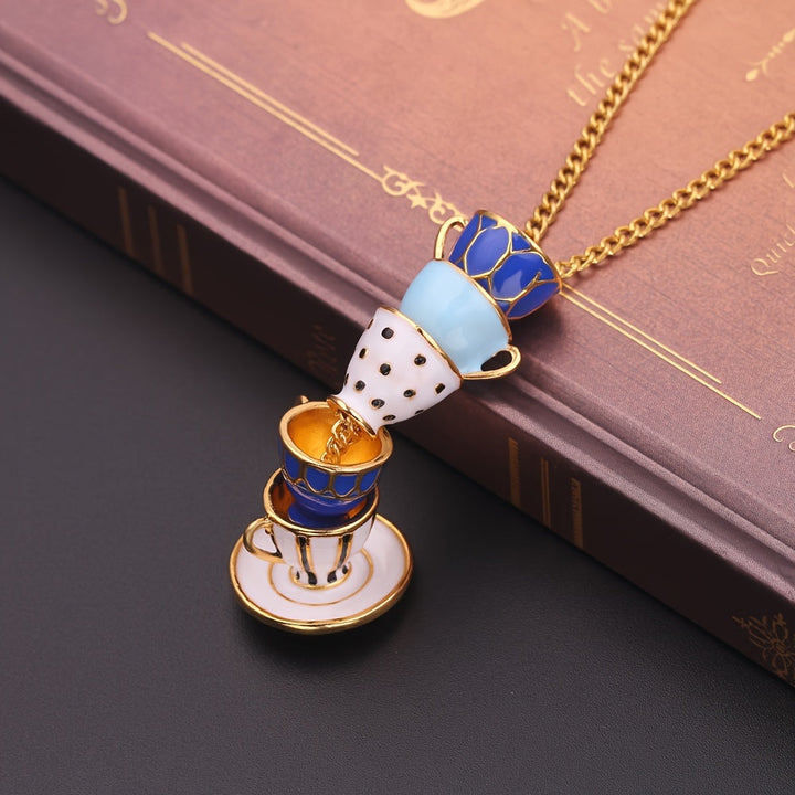 Quessia | Collar de Tazas de Té del Jardín