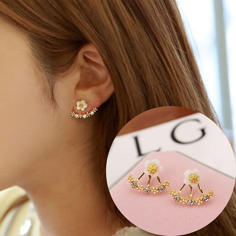 Faye | Aretes Elegantes de Flor con Estilo Coreano