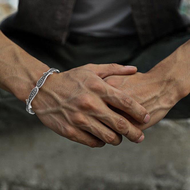 Celestium | Pulsera Vintage con Alas de Ángel en Plata