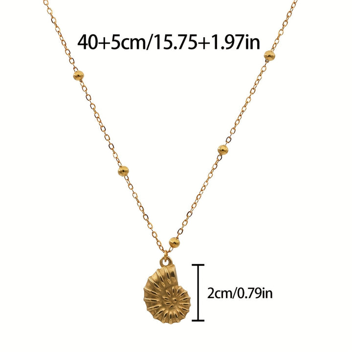 Marlena | Collar de Cuentas con Concha y Colgante Marino de Estilo Veraniego
