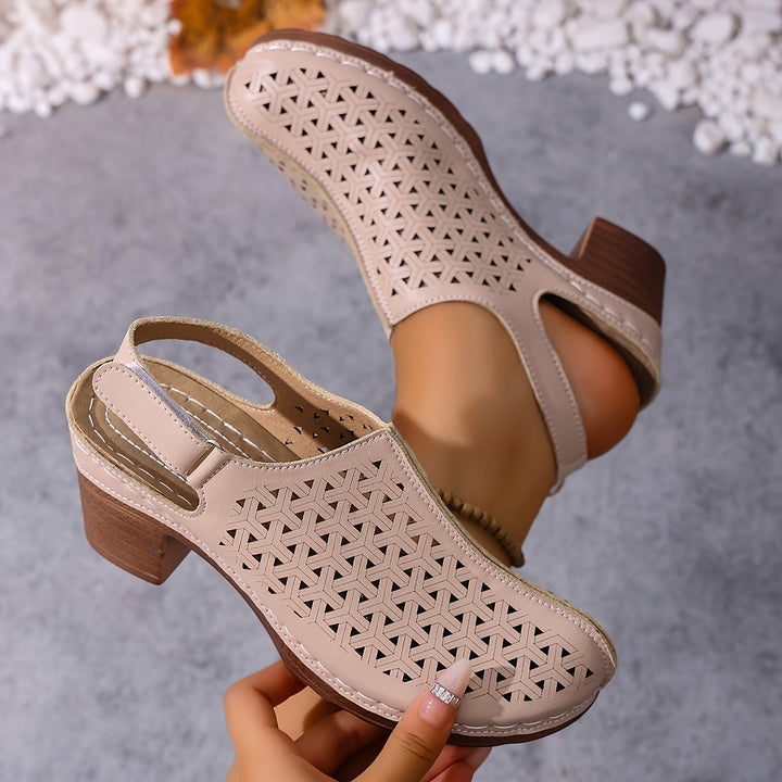 Korae | Sandalias de Tacón con Correas Ajustables y Diseño Calado
