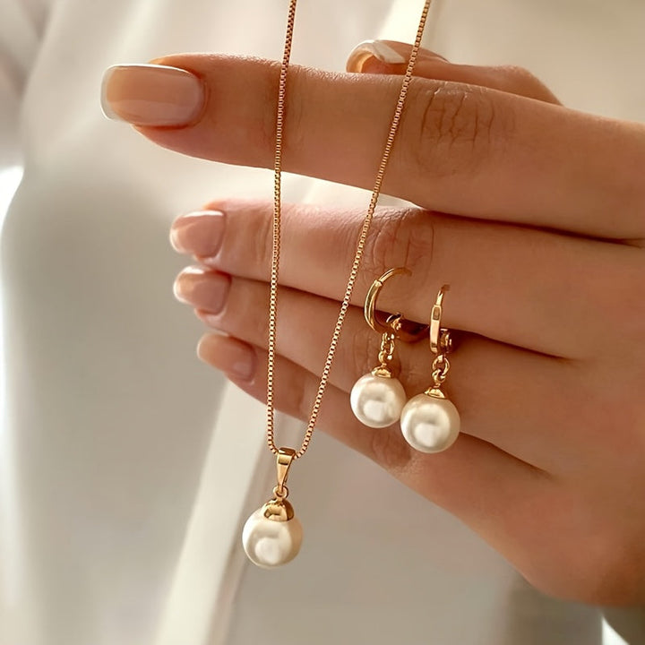 Isara | Set de Joyería con Perlas Elegantes y Acabado Sofisticado