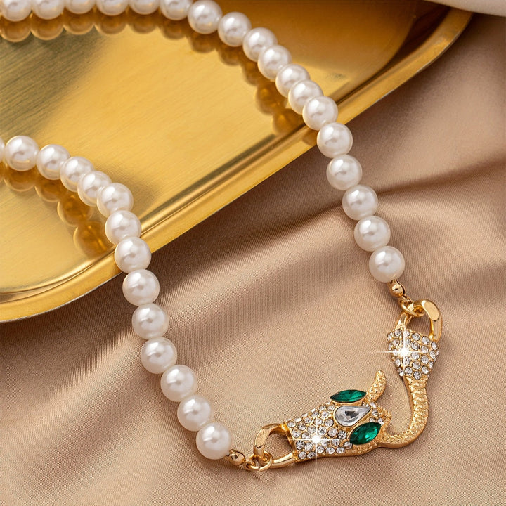 Adriana | Collar de Serpiente con Diseño Exclusivo y Elegancia Sofisticada