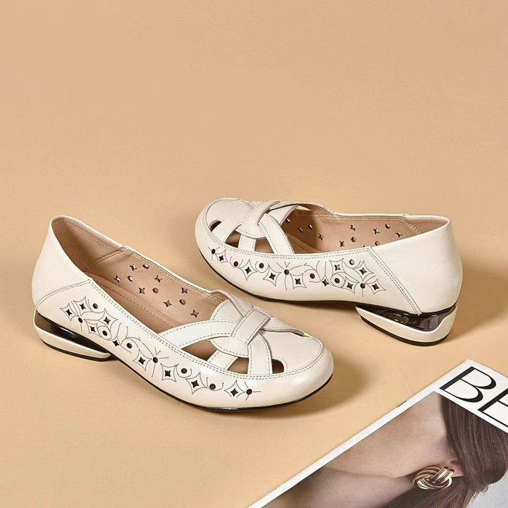 Janira | Zapatos de Piel sin Cordones con Diseño de Cortes Modernos
