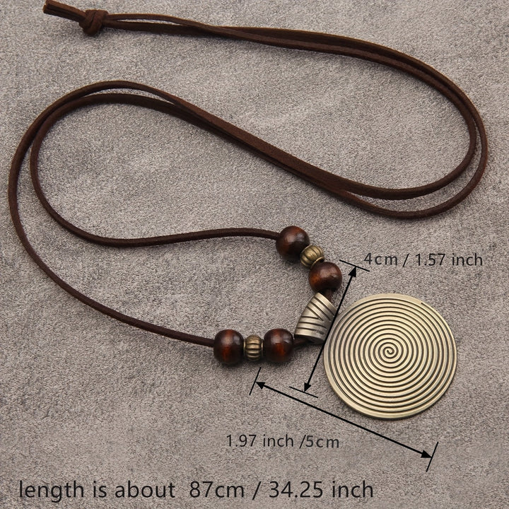 Vance | Collar Largo de Estilo Vintage con Cuentas y Colgante Redondo