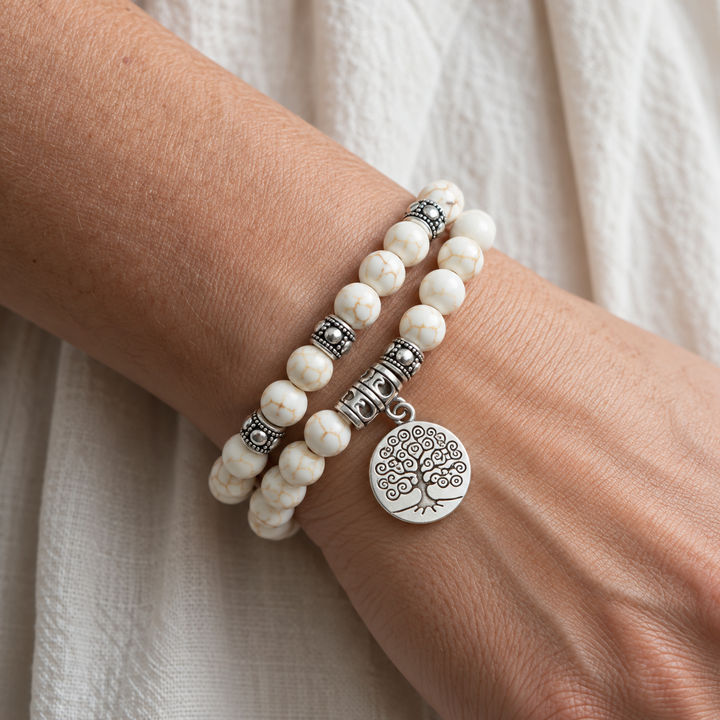 Chelsea | Pulsera Mala de Howlita con Cuentas Naturales y Estilo Espiritual