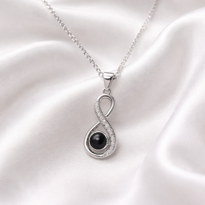 Doreline | Collar Personalizado Infinito con Foto Oculta en Circonio