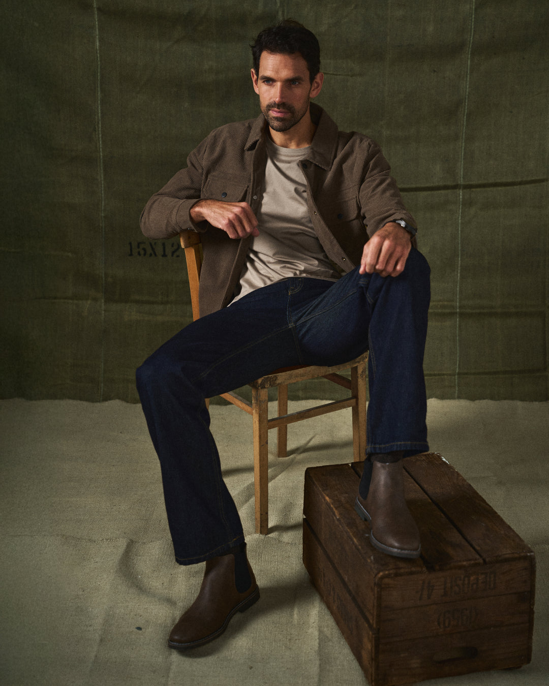 Iveron | Botas Chelsea de Cuero Elegantes para Hombre
