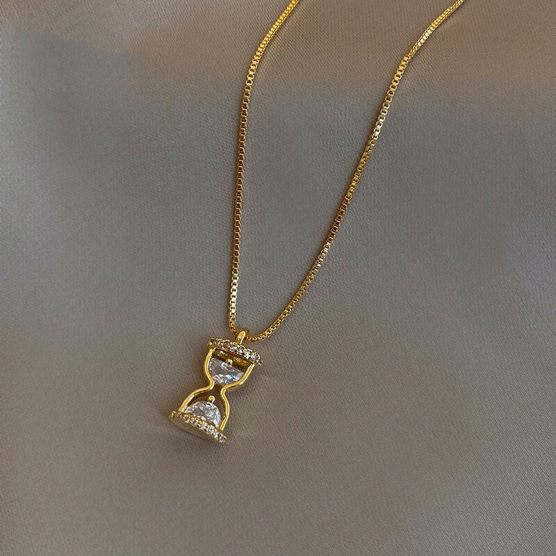 Gavielle | Collar de Reloj de Arena de Oro de 14K