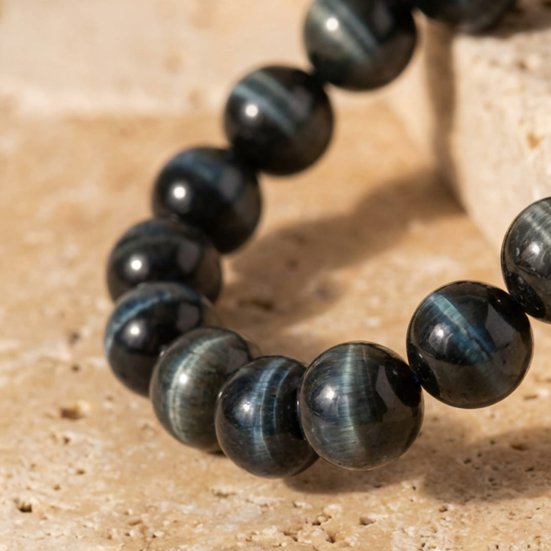 Corin | Pulsera Ángel Guardián con Piedra Ojo de Halcón Protector