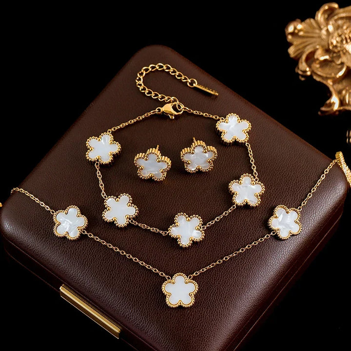 Noa | Conjunto de joyería elegante