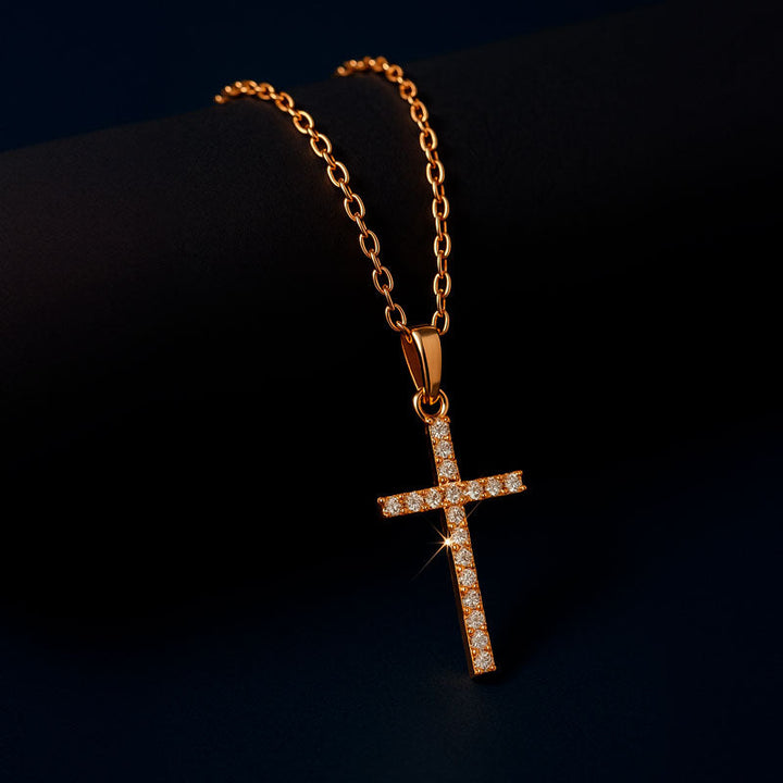 Delphine | Collar de Cruz en Acabado Dorado Minimalista