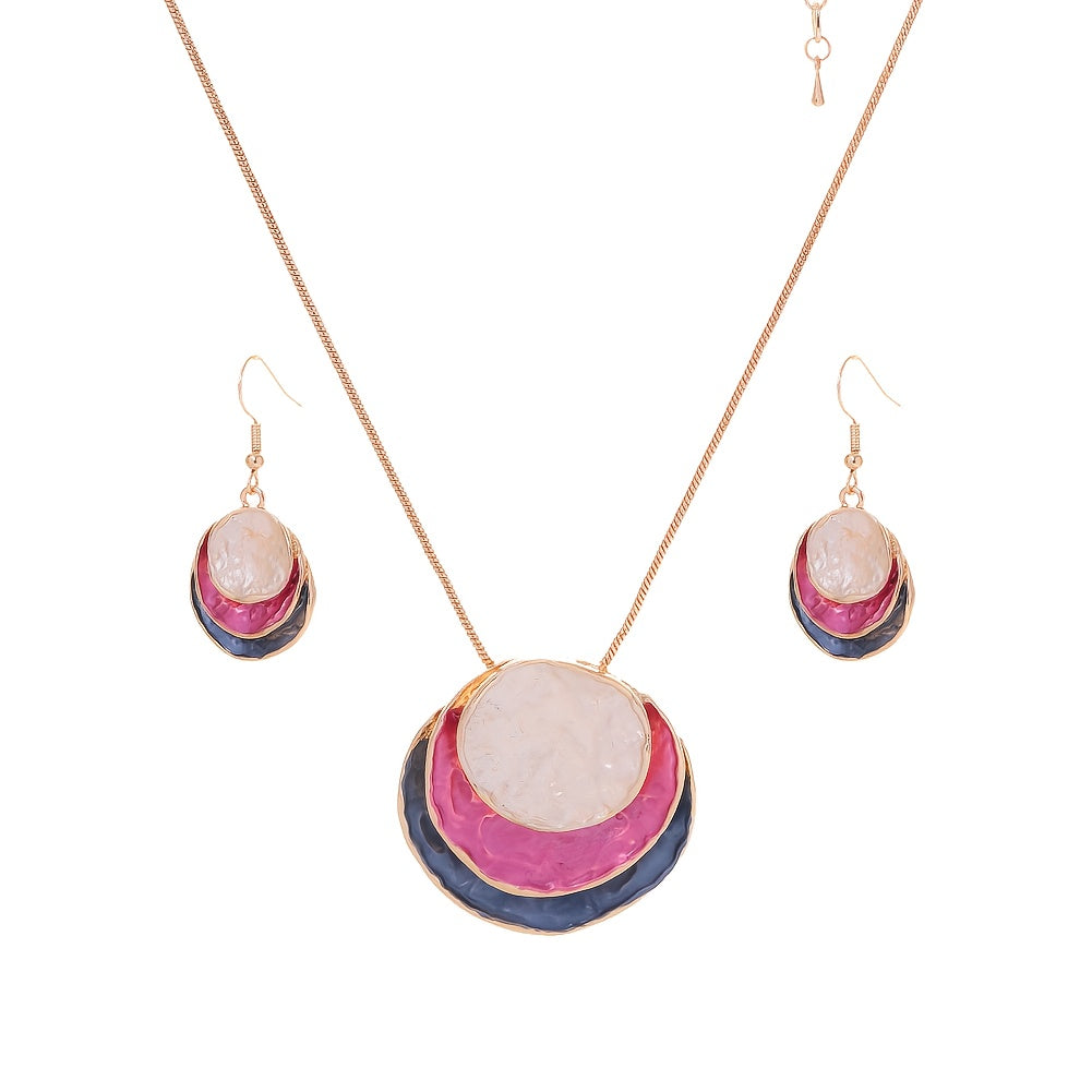 Vedae | Aretes Elegantes de Flor con Acabado Dorado y Perla