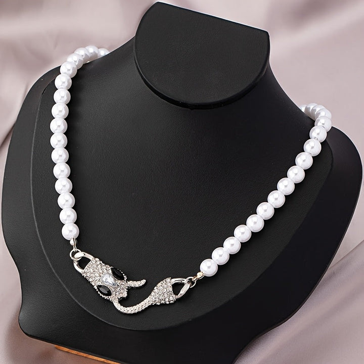 Adriana | Collar de Serpiente con Diseño Exclusivo y Elegancia Sofisticada