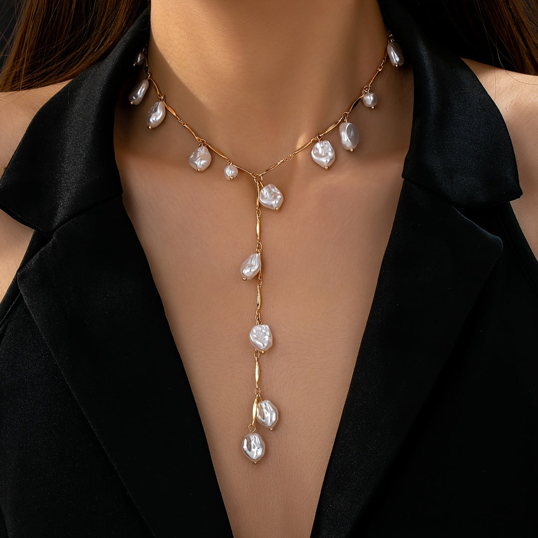 Hevoxe |Collar Elegante en Forma de Y con Perlas y Diseño Irregular