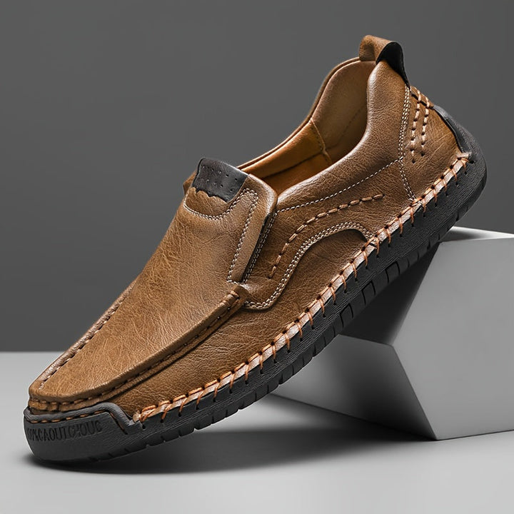 Zorvik | Mocasines Británicos para Hombre con Costuras Artesanales y Suela Antideslizante