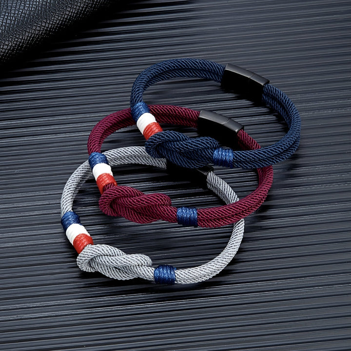 Porter | Pulsera de Cordón con Nudo y Detalle de Bandera Francesa Ajustable