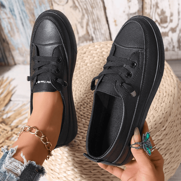 Dovella | Zapatos Ortopédicos Blancos para Mujer con Cordones y Plantilla Suave