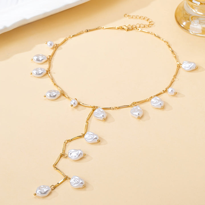 Hevoxe |Collar Elegante en Forma de Y con Perlas y Diseño Irregular