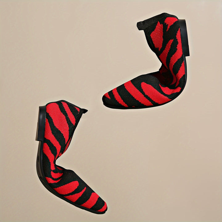 Ivara | Flats Elegantes con Estampado Zebra y Punta Cuadrada