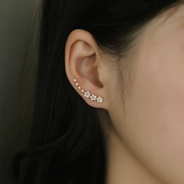 Soreya | Aretes Florales Elegantes con Estilo Atemporal
