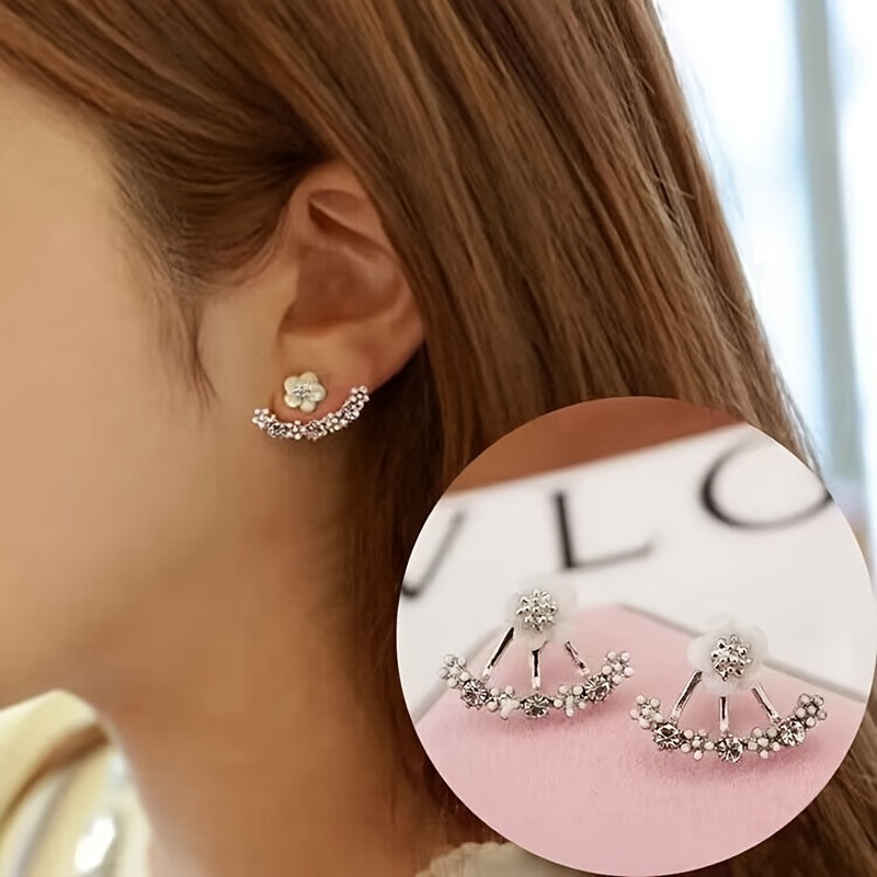 Faye | Aretes Elegantes de Flor con Estilo Coreano