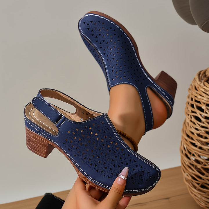 Korae | Sandalias de Tacón con Correas Ajustables y Diseño Calado