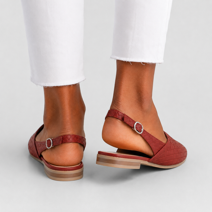 Bianka | Mocasines Trenzados con Correa Trasera y Diseño Cómodo