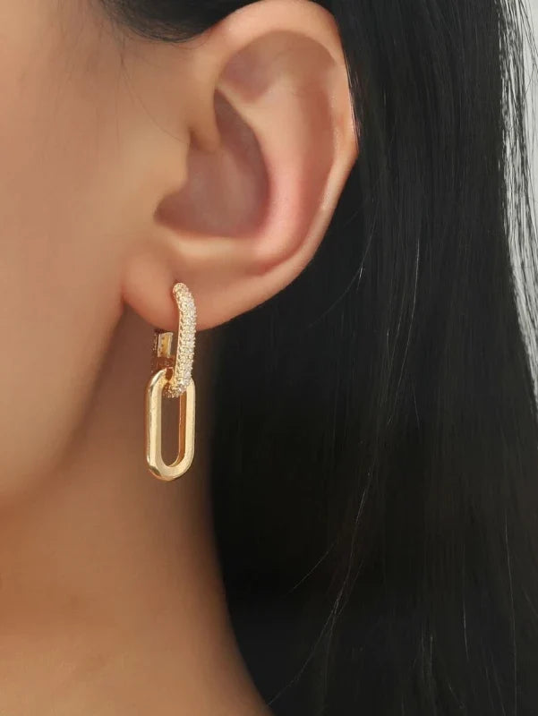 Fallon | Pendientes de Cadena con Brillo de Zirconia Elegante