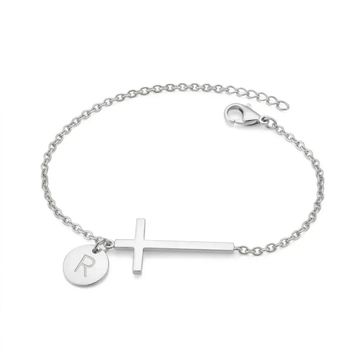 Elodryn | Pulsera Inicial Sagrada – Cruz Personalizada